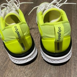 Nike odyssey Volt